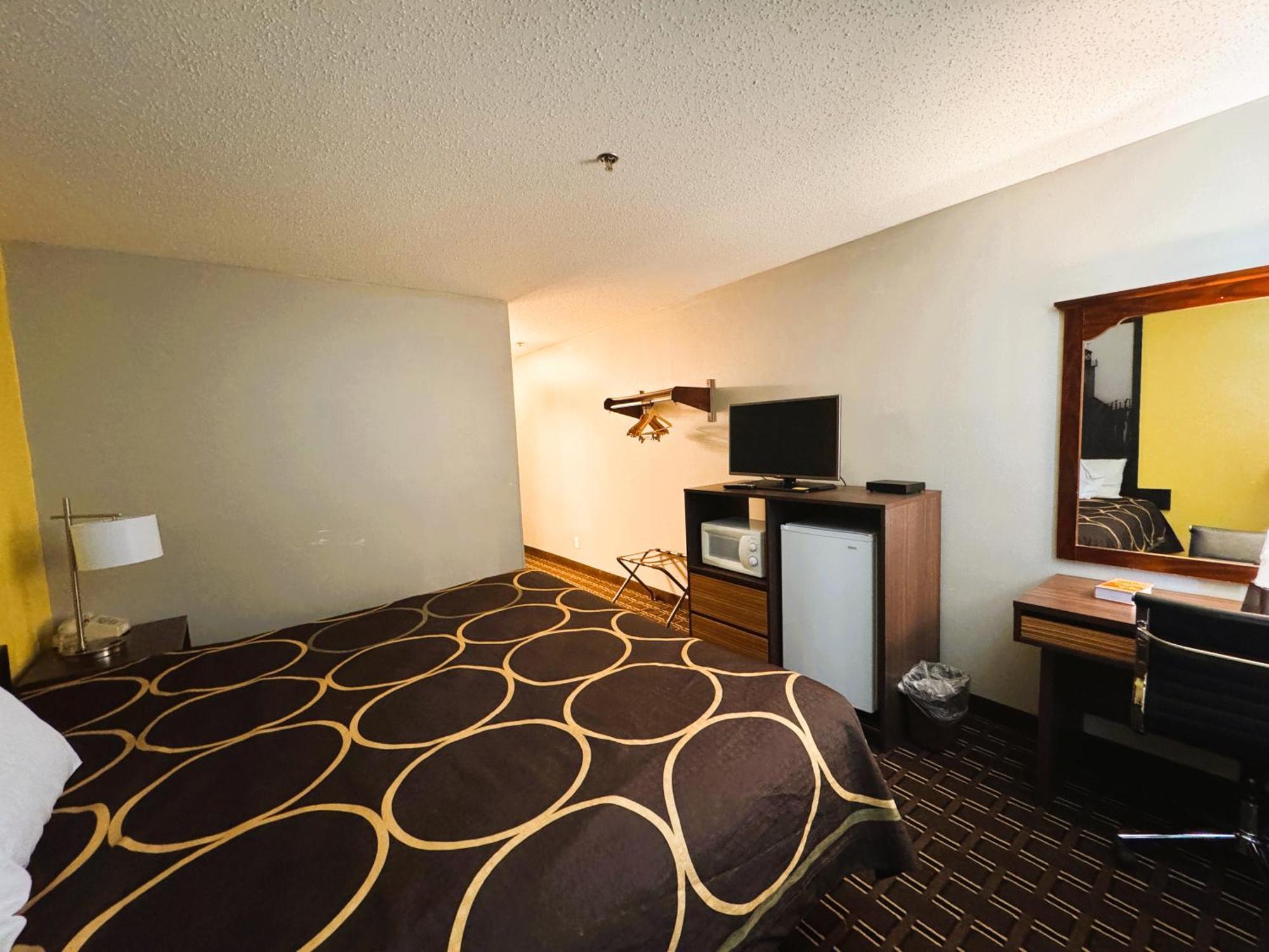 Super 8 By Wyndham Reedsburg Hotel Exterior foto
